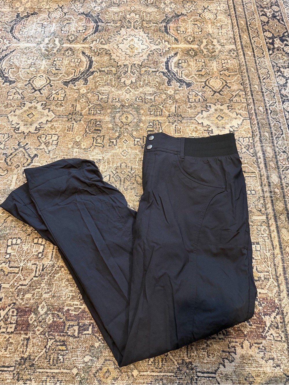 Title Nine women’s  Black Jogger-Style Sweatpants